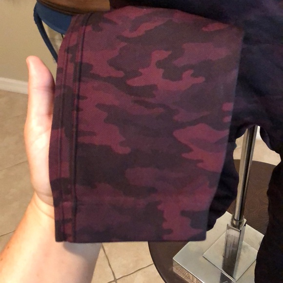 Spanx Look at Me Now Seamless Leggings #FL3515 - Camo - XL - Picture 4 of 5